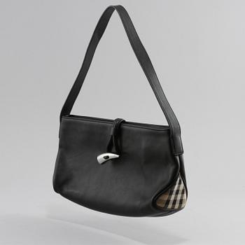 VÄSKA, Burberry.