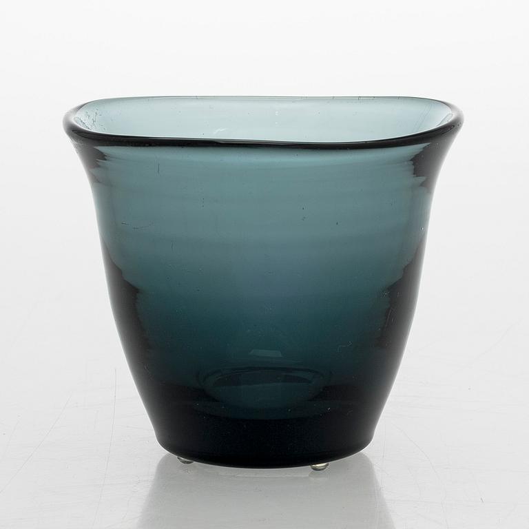 Gunnel Nyman, skål, modell 38 / 11122, Riihimäki Glasbruk Ab. Osignerad. Formgiven 1938.