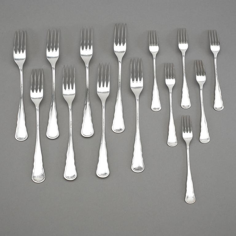 GAFFLAR, 8 + 6, silver, modell "Chippendale", CG Hallberg, Stockholm, 1930-tal. Vikt 461 g.