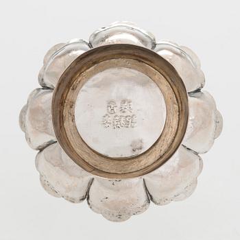Malja, hopea, Hongkong, 1900-luku.