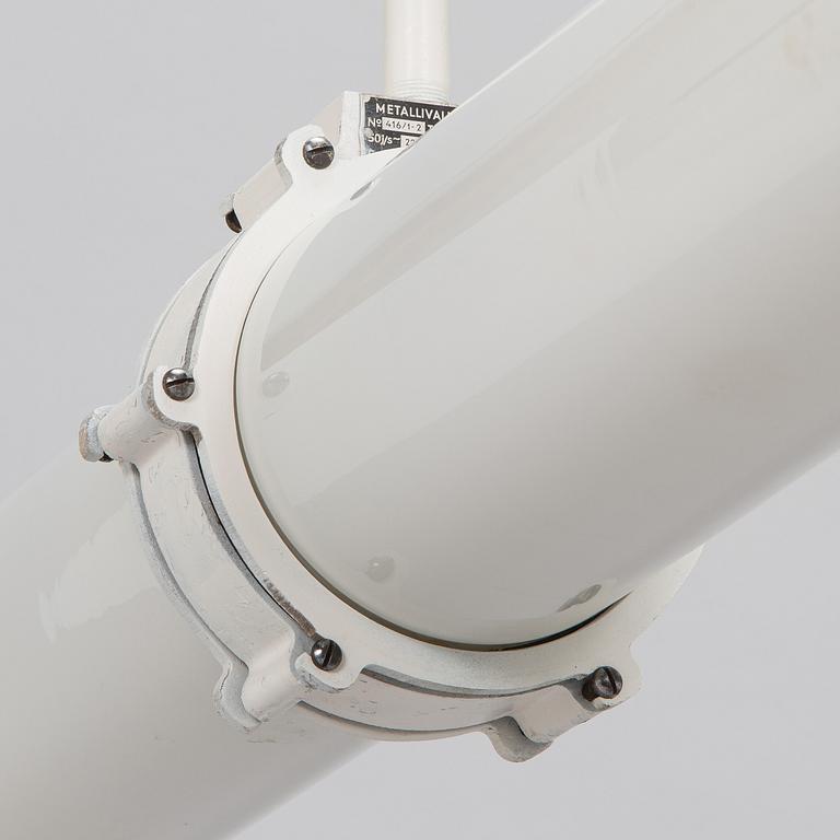 Teollisuusvalaisin / kattovalaisin, Metallivalmiste Oy, 1900-luvun puoliväli.