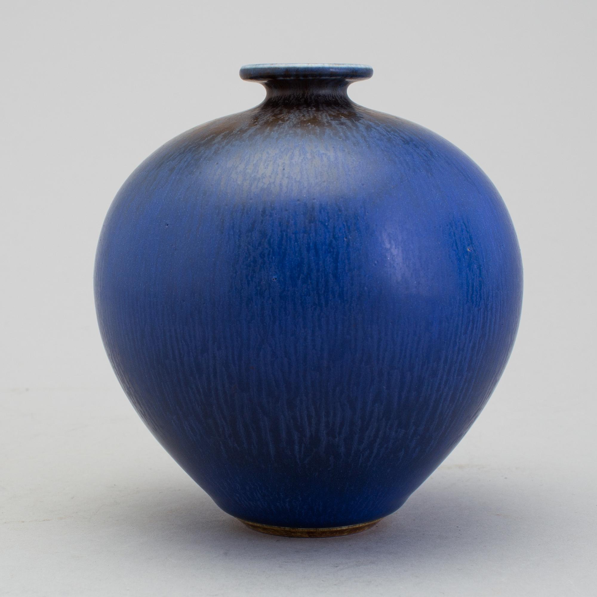 BERNDT FRIBERG, vas av stengods, Gustavsberg 1968.