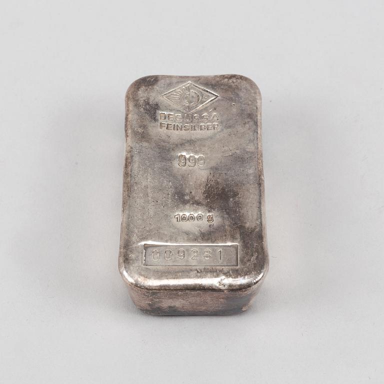 A silver bullion, degussa feinsilber, 999.0.