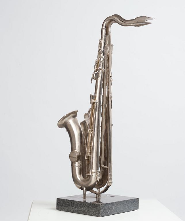 Fernandez Arman, Saxophone, 1984.