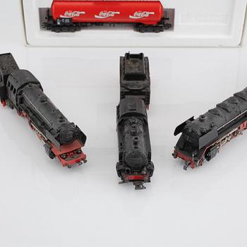 A set of 8 märklin toys trains from the 20th century.