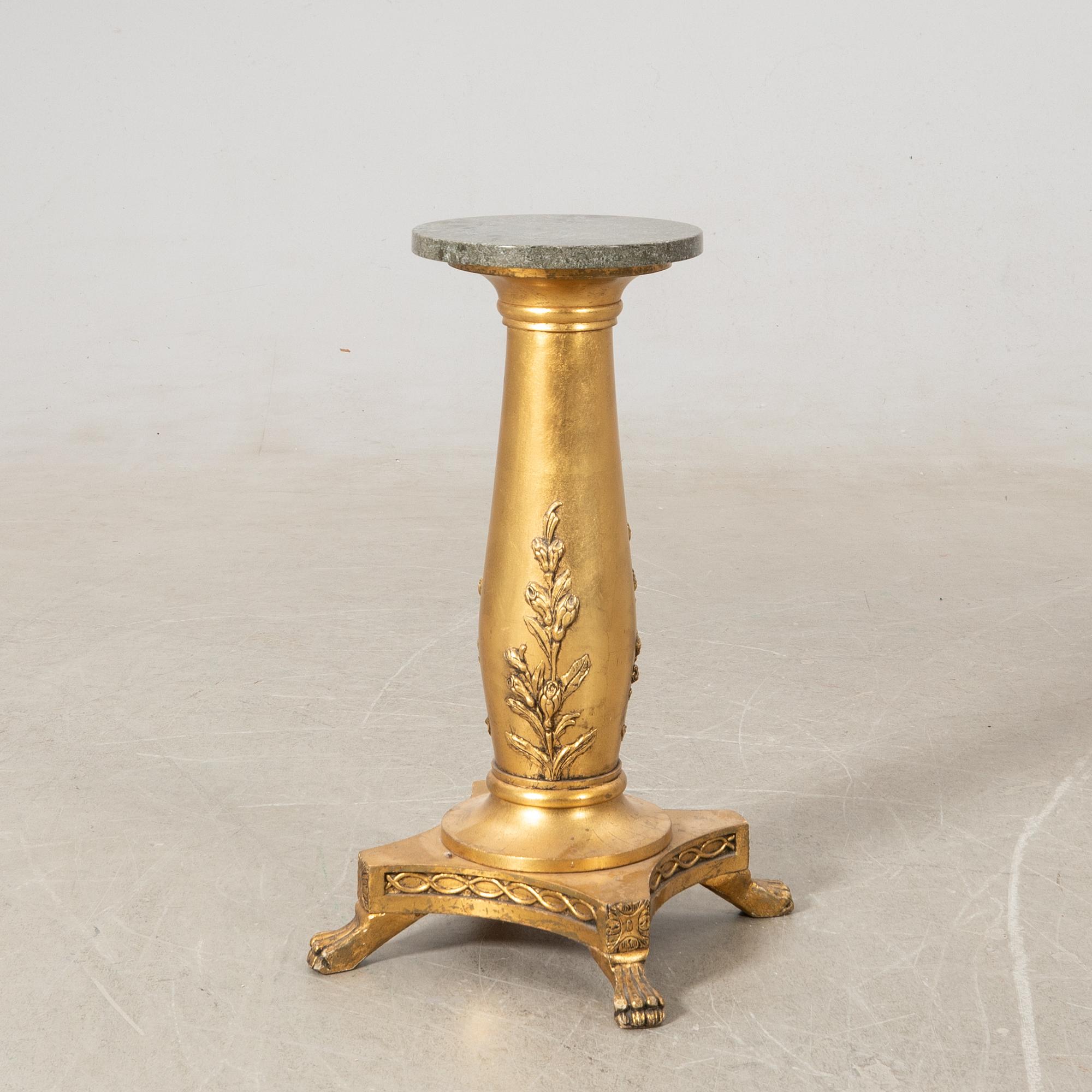 Pedestal, first half of the 20th century.