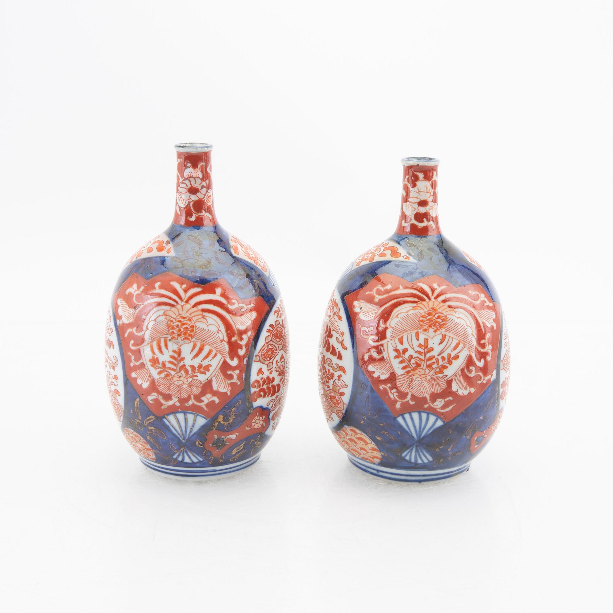 Urnor och vaser 7 dlr Japan Imari 18/1900-tal porslin.