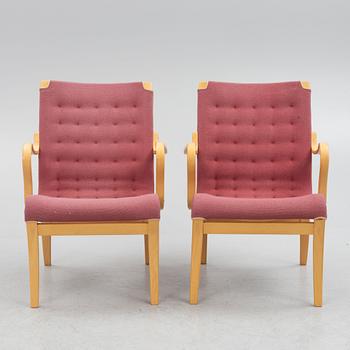 Bruno Mathsson, a pair of 'Mina' easy chairs, Bruno Mathsson International, Värnamo.