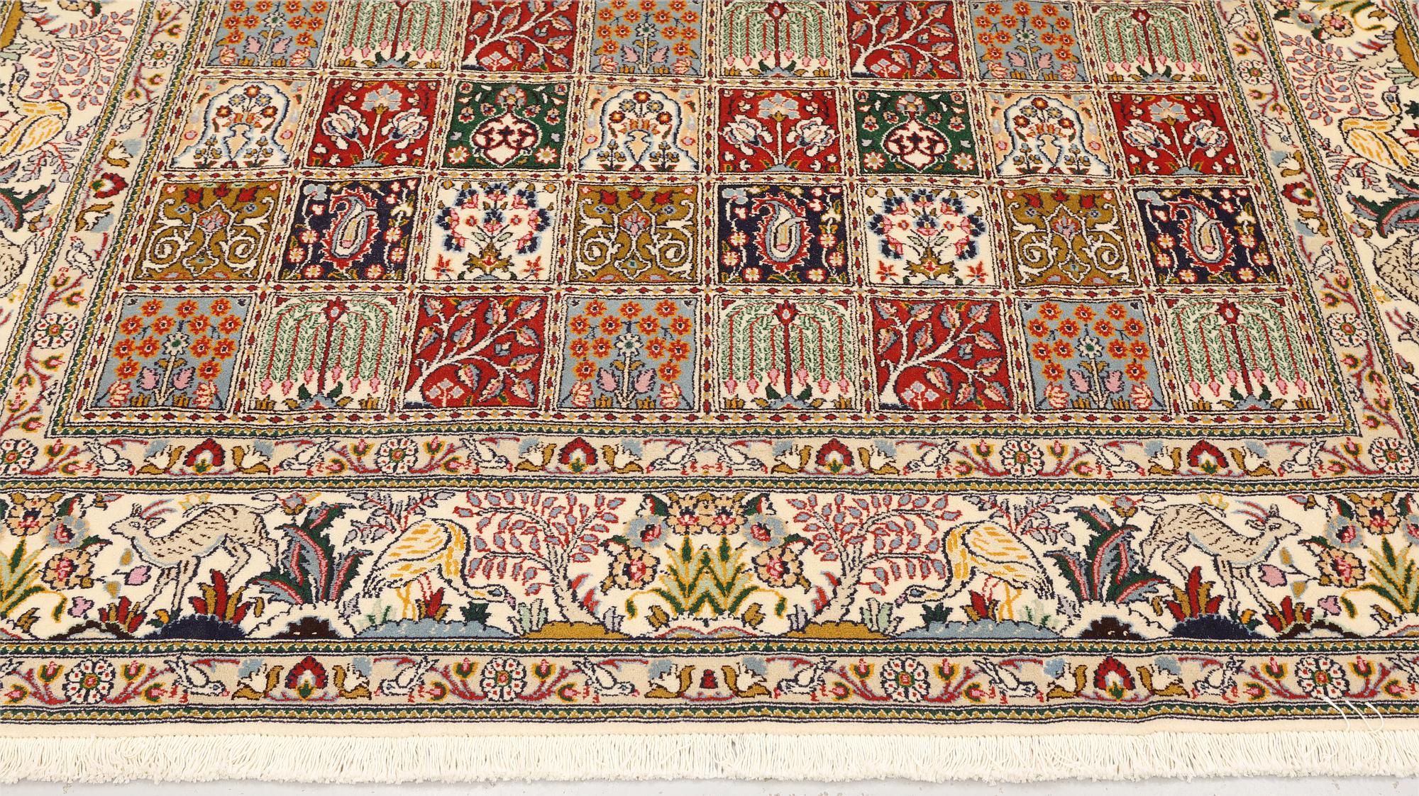 A part silk Moud rug, approx. 250 x 199 cm.