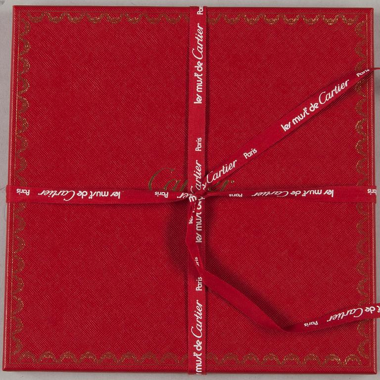 SCARF, Cartier.