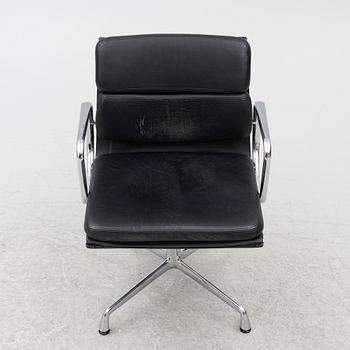 Charles & Ray Eames, an 'EA208 Soft Pad Chair' swivel chair, Vitra, 2010's.
