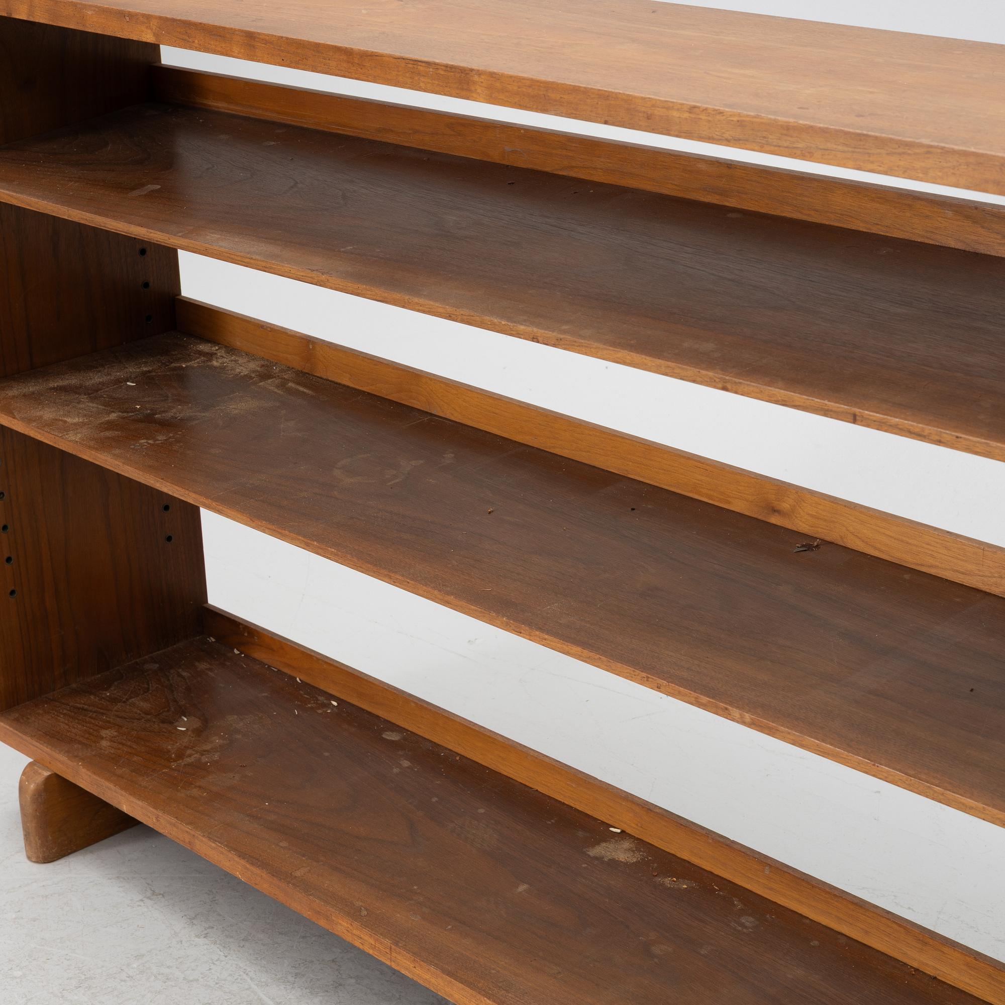 Josef Frank, a pair of model B 1142 bookcases, Firma Svenskt Tenn, before 1985.