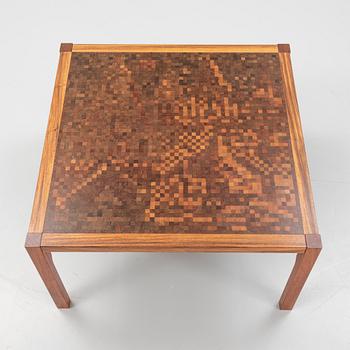 Gorm Lindum Christensen & Rolf Middelboe, a coffee table for Tranekaer Denmark, numbered 3127.