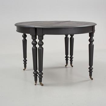 A mid 19th century dining table.