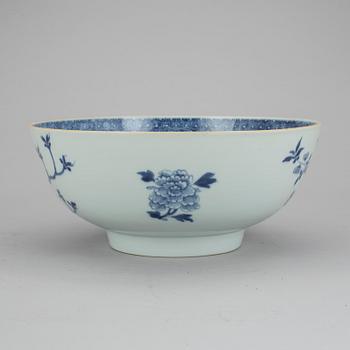 SKÅL, porslin, Kina, Qian Long 1736-1795.