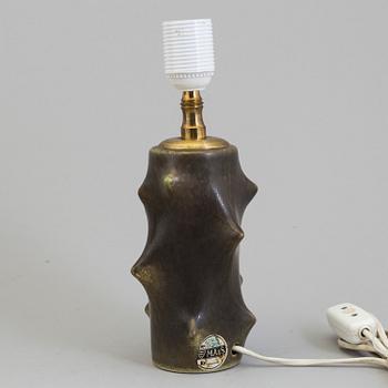 A table ceramic lamp by KNUD BASSE, Michael Andersen & Son, Danmark.