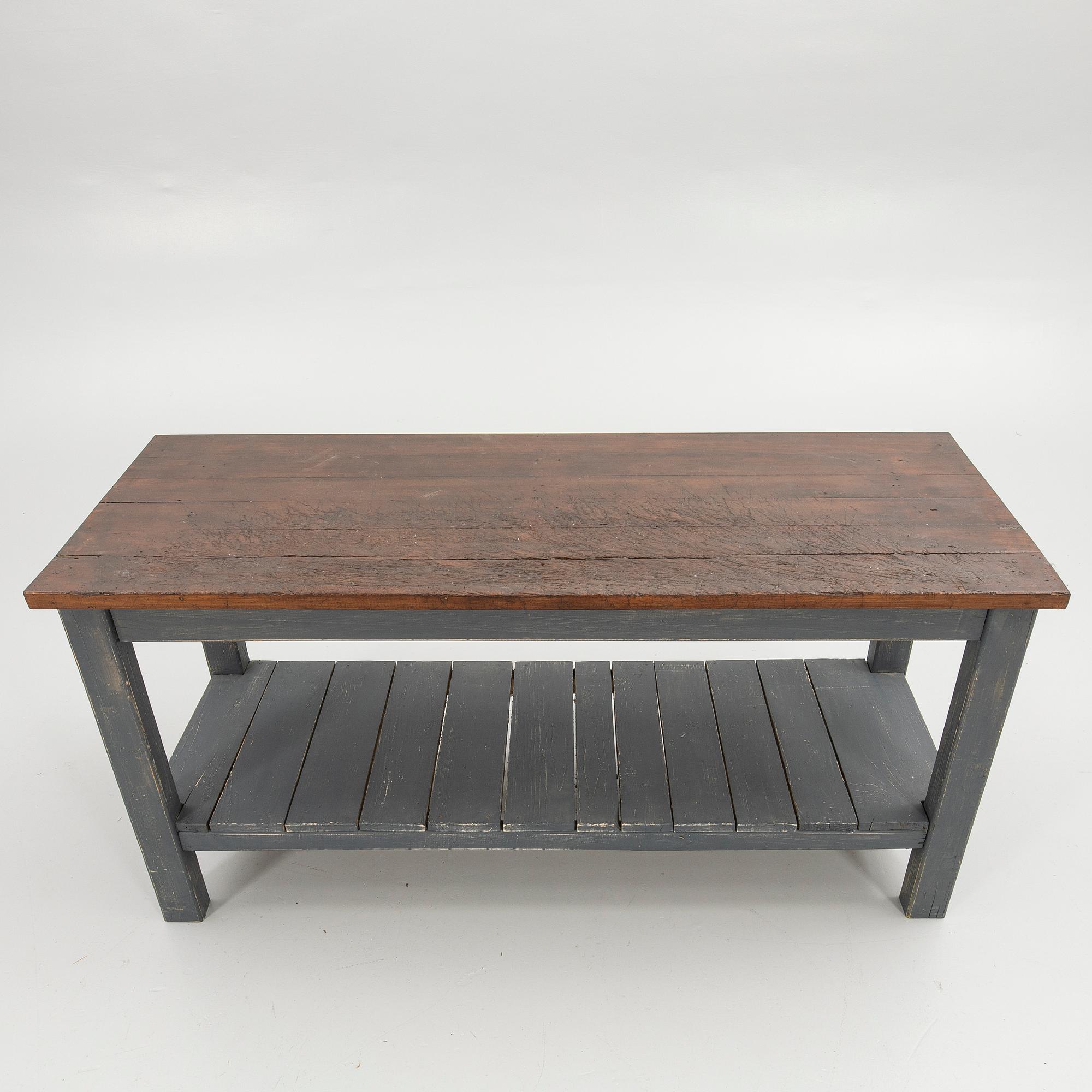 Bord/ Sideboard, 1900-talets första hälft.