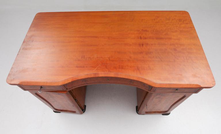 HURTSSKRIVBORD, 1800-talets andra hälft.