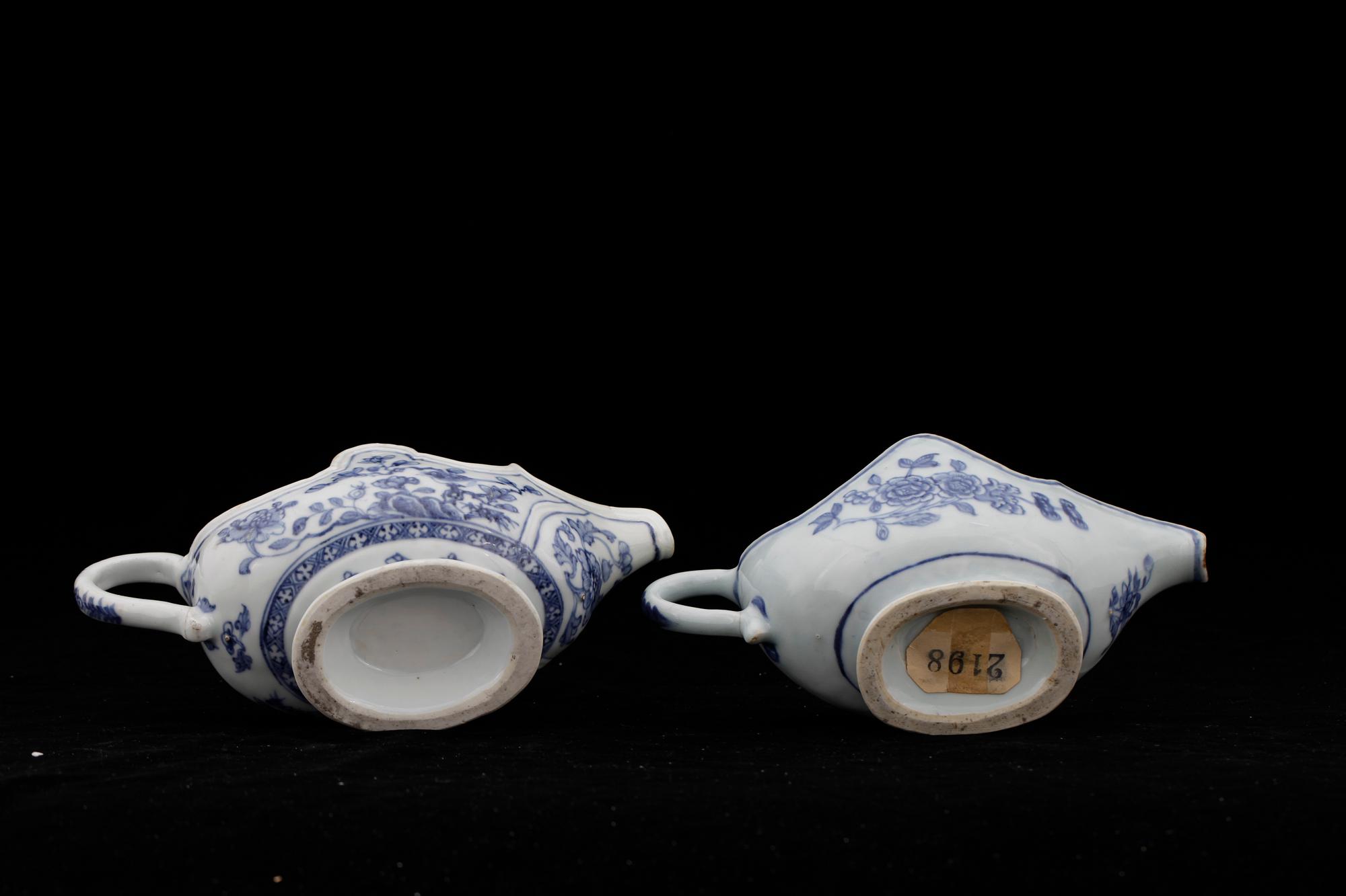 SÅSSNIPOR, 2 st, porslin, Qianlong, Kina 1700-tal.