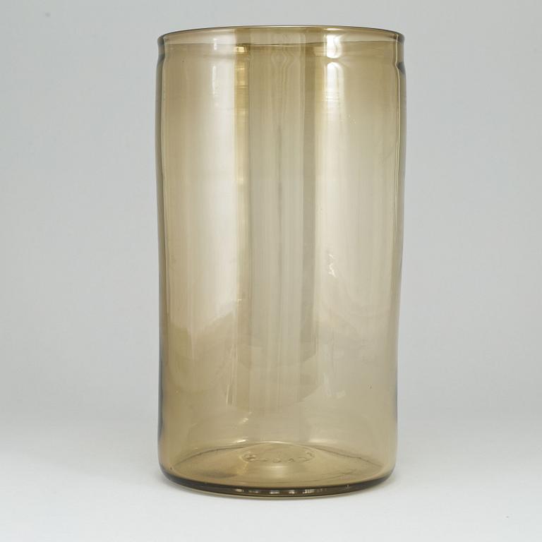 ULLA FORSELL, a vase, "Rak cylinder", Ulla Forsell Studioglas, Stockholm 2016.