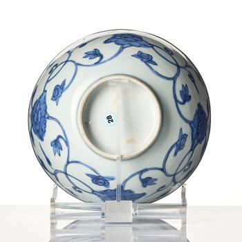 A blue and white 'floral' bowl and a dish, Ming dynasty, Jiajing (1522-1566).