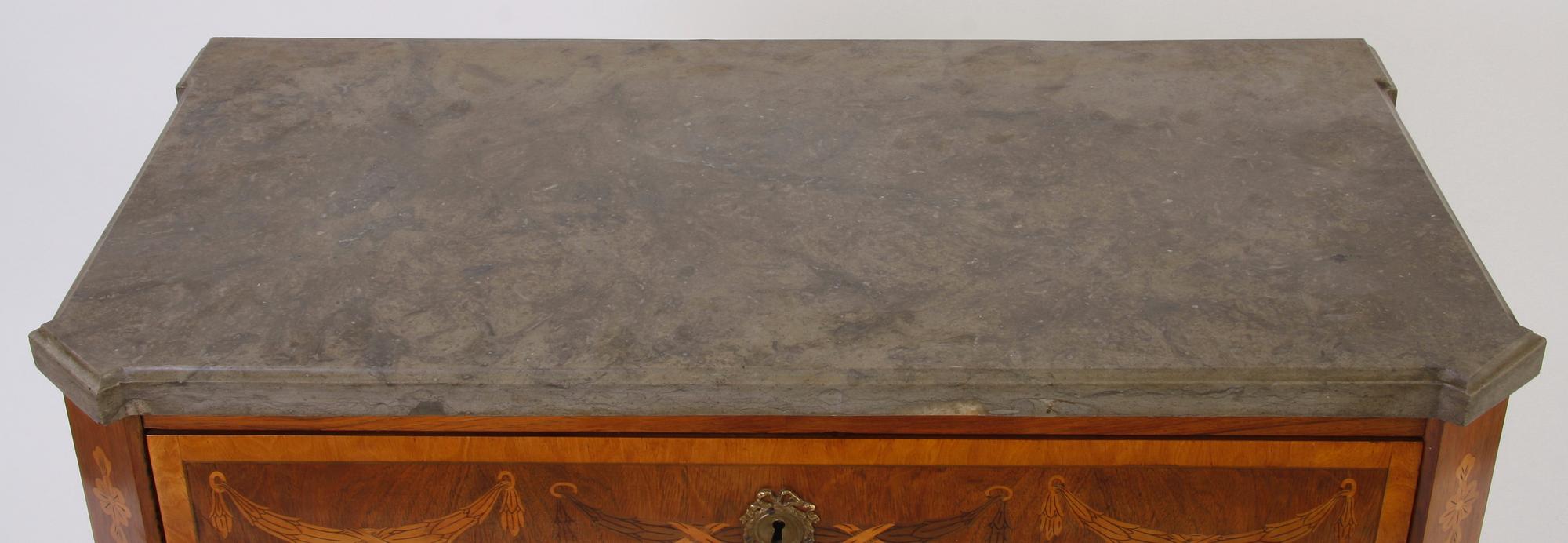 BYRÅ, gustaviansk stil, 1800-tal.