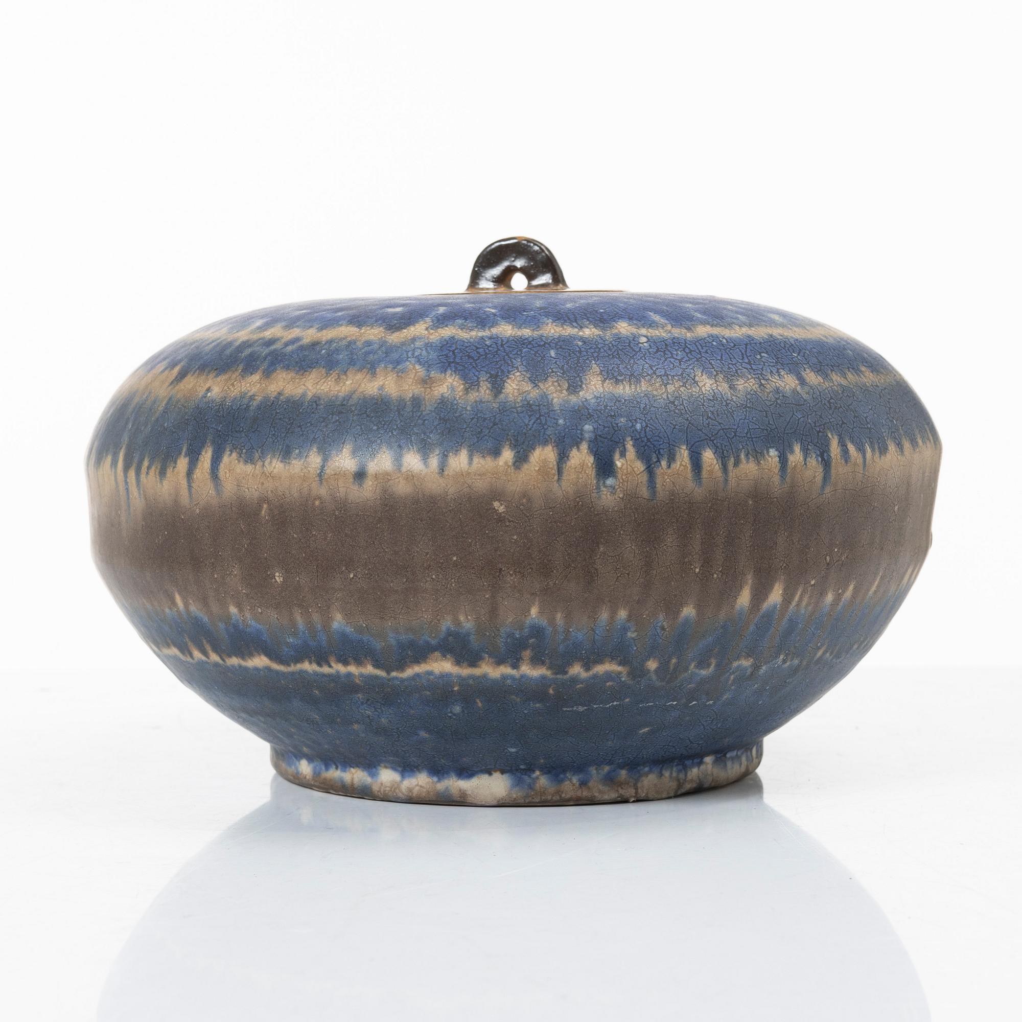 Harald Östergren, lidded urn/vase with lid, Upsala Ekeby, 1930-1932.