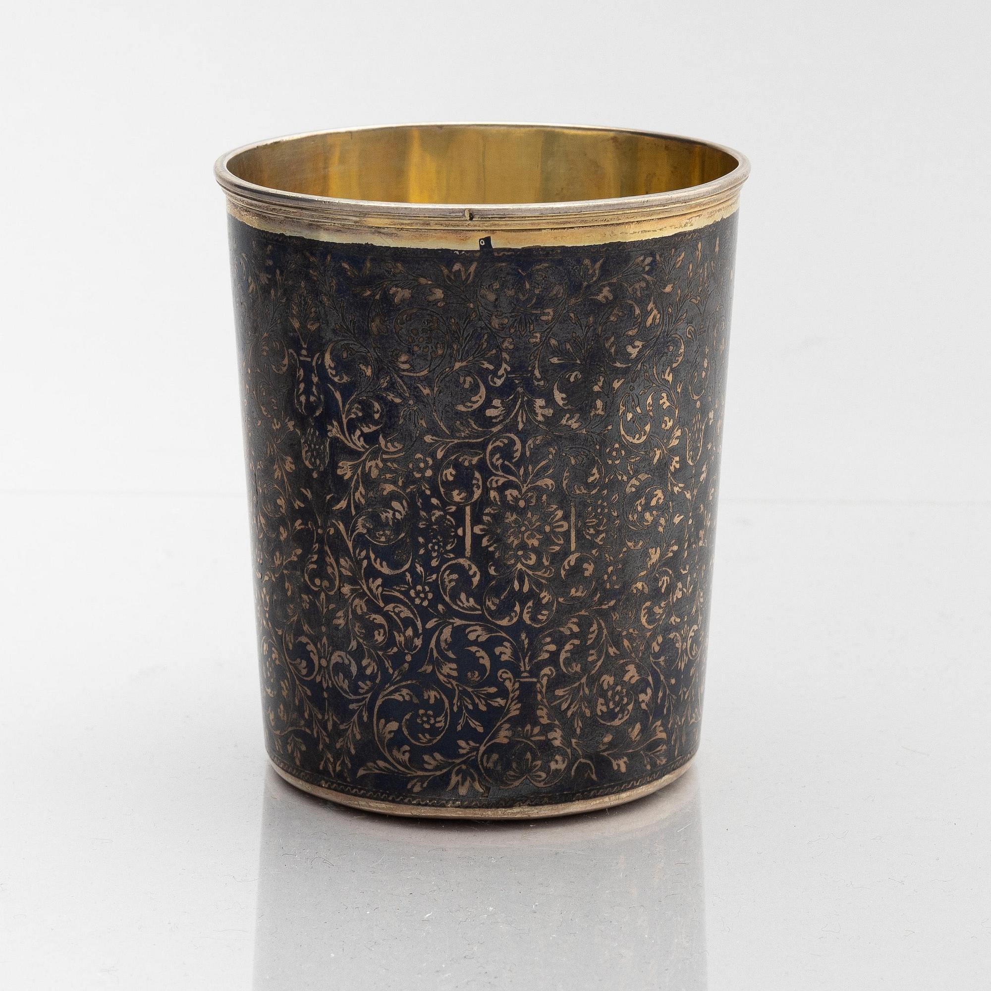 A Russian silver beaker, unidentified maker's mark, assay master Nicholai Bubrovin, Moscow 1829.