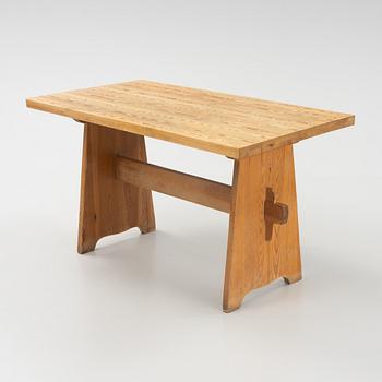 Göran Malmvall, a pinewood table and four chairs. Svensk Fur, mid 20th century.