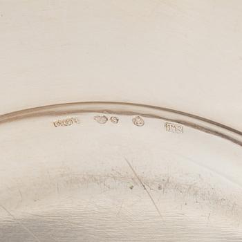 Bägare, 7 st, samt fat, 3 st, silver, 1900-tal, bl a Gustaf Janson CG Hallberg, Stockholm 1958.