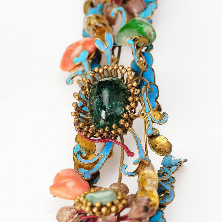 A set of four Chinese hair ornaments/hairpins, Qing dynasty, 19th Century.