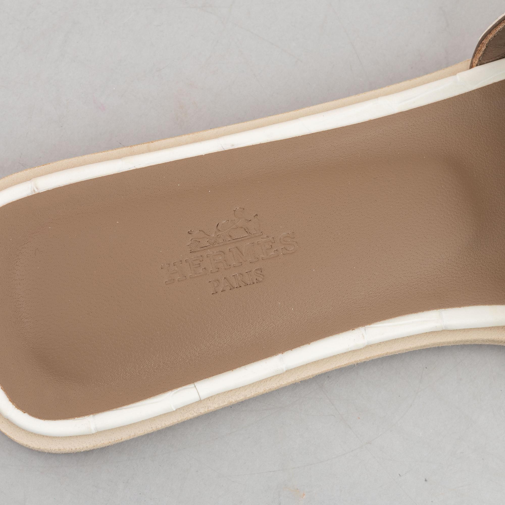 Hermès, Sandals, "Oran Himalaya", size 38 1/2.