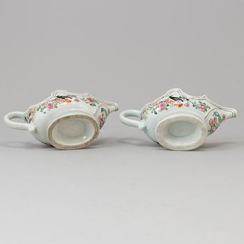 2 sauce boats, 3 dishes, China, Qianlong (1736-1795).