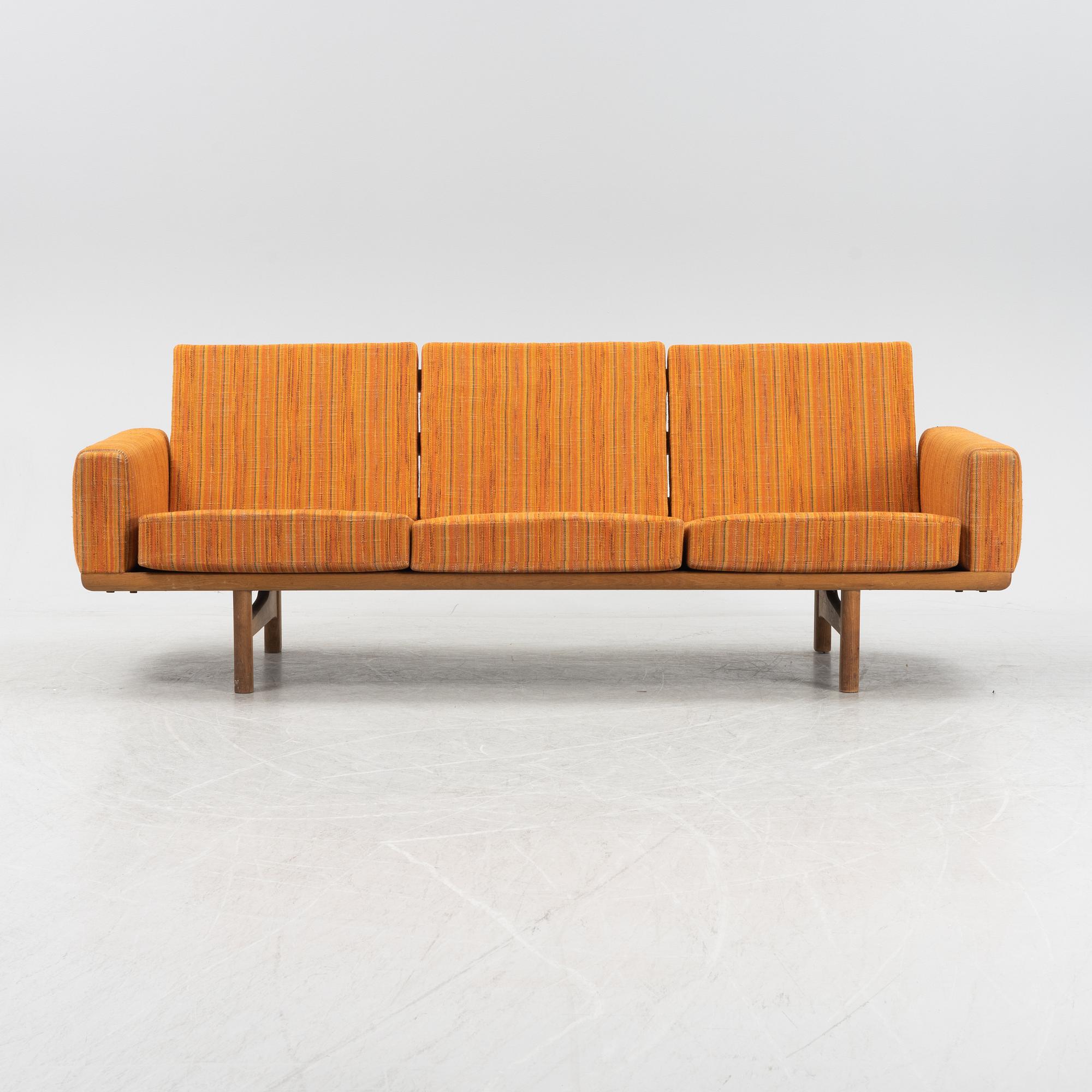 Hans J Wegner, soffa, modell "GE-236", Getama, Danmark.