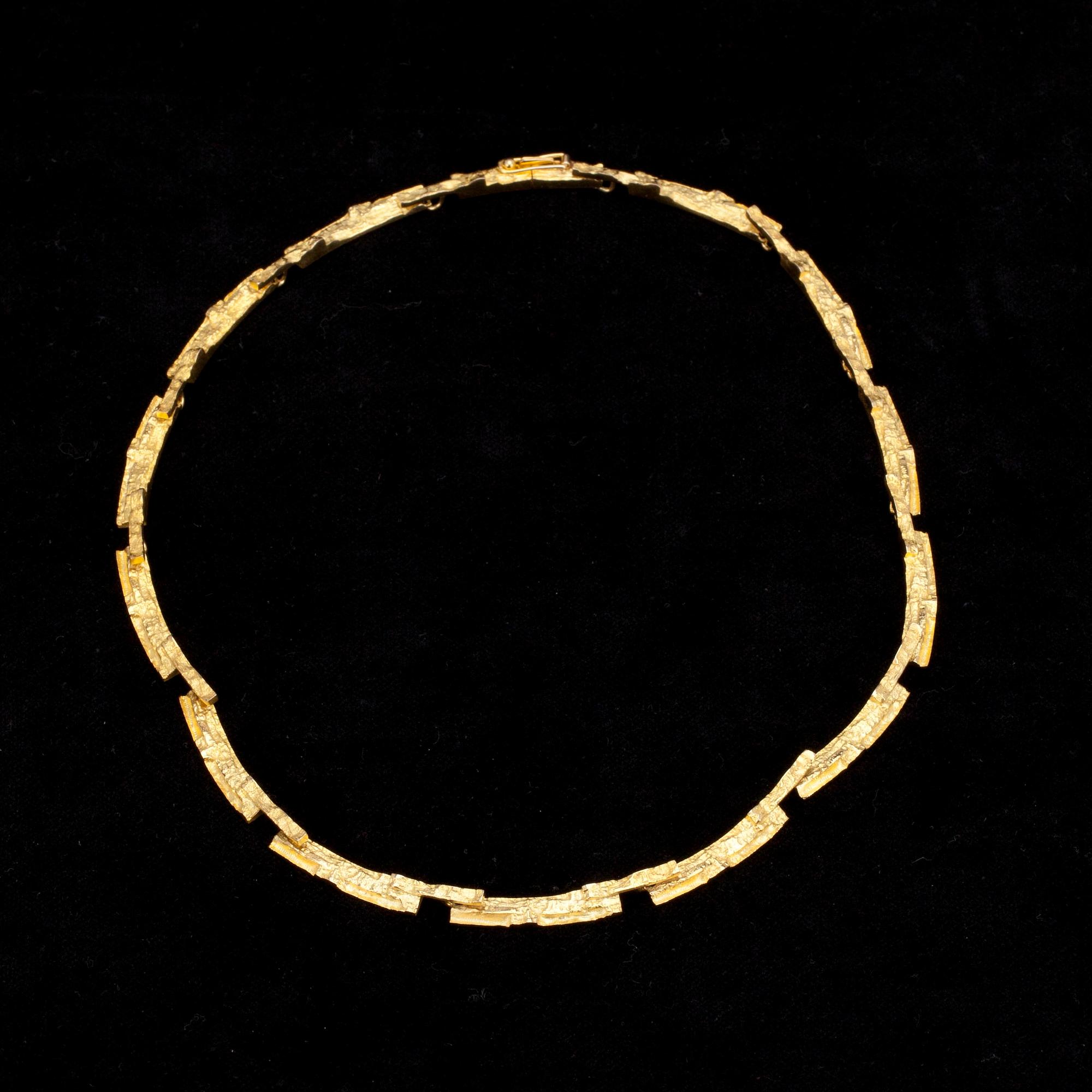 HALSSMYCKE, guld 14K, "Tundra", Björn Weckström Lapponia 1966. Vikt 29,8 g.
