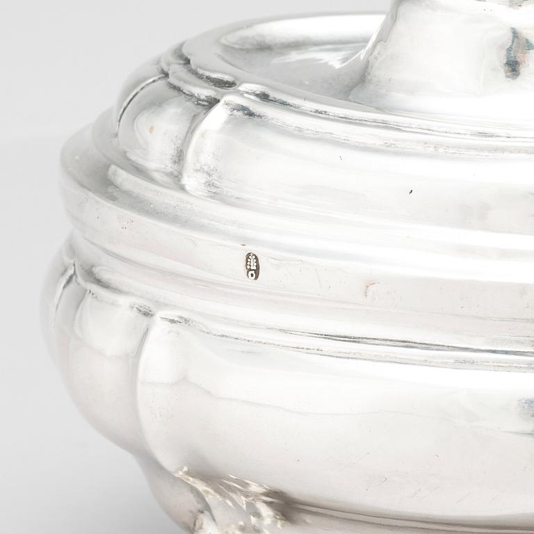 Sockerskrin, silver, troligen Andreas Schneider (1759-1761), Augsburg. Rokoko.