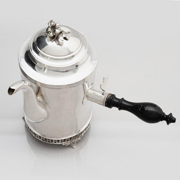 Stephan Westerstråhle, kaffekanna, silver, Stockholm, 1811. Sengustaviansk.