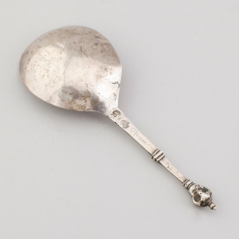 BRÄNNVINSSKED, silver, Arnold von der Hagen, Norrköping 1695-1740 (1742). Vikt ca 26  gram.