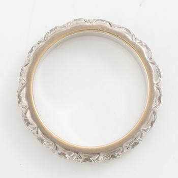 Ring, full eternity, 18K white gold set with brilliant-cut diamonds.