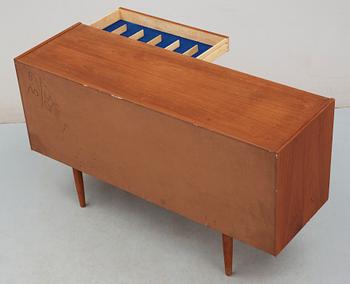 SIDEBOARD, "Lyon" Nils Jonsson, Troeds, bra Bohag, formgiven ca 1958.