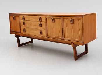 SIDEBOARD, Beautility, England, 1900-talets andra hälft.