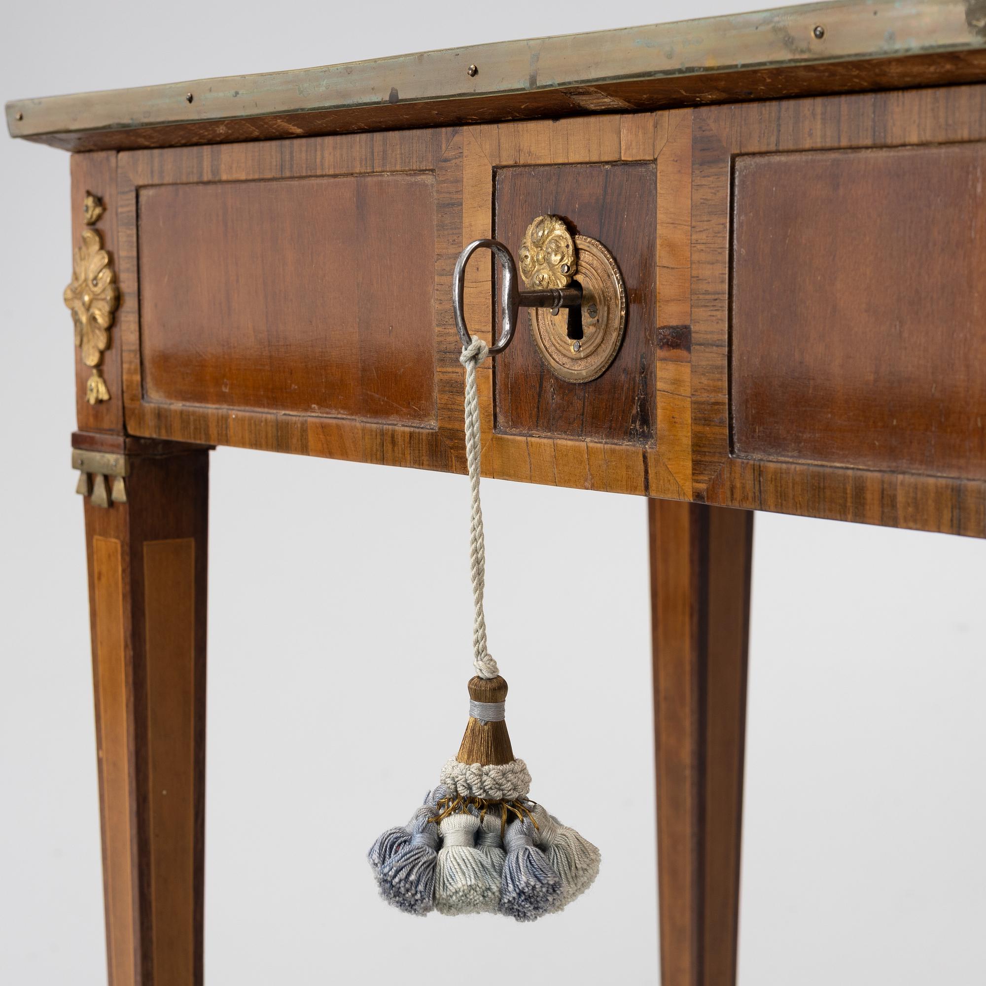 Ladies’ work table, Gustavian, in the manner of Ander Lundelius, late 18th century.