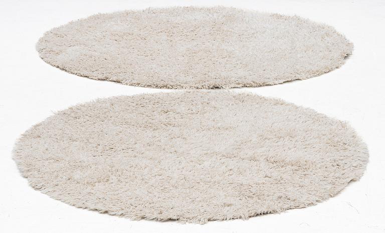 Gunilla Lagerhem Ullberg, rugs 2 pcs, "Fogg 5", Kasthall, diameter approx. 180 and 140 cm.