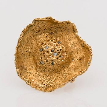 BROSCH, 18K guld, diamanter. A. Tillander, Helsingfors.