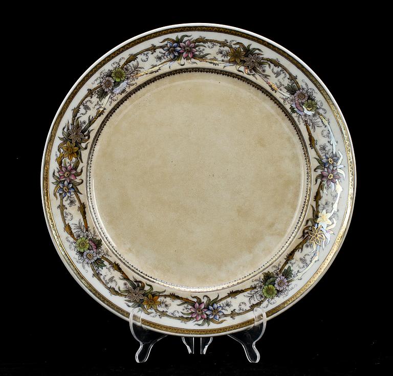 SERVISDELAR, 65 st, flintgods, "Iris", Rörstrand, 1872-1910.