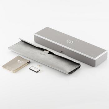 Hermès, Medor, wristwatch, 23 mm.