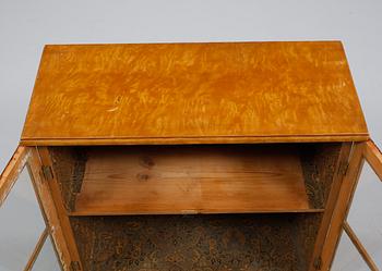 HÄNGSKÅP, 1800-tal.