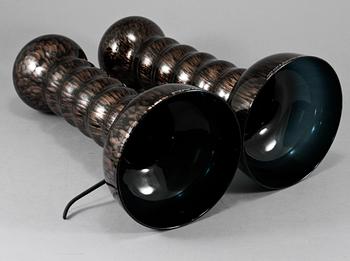 LJUSSTAKAR, ett par, glas, "Nepal", Åsa Jungnelius, Kosta Boda, 2000-tal.
