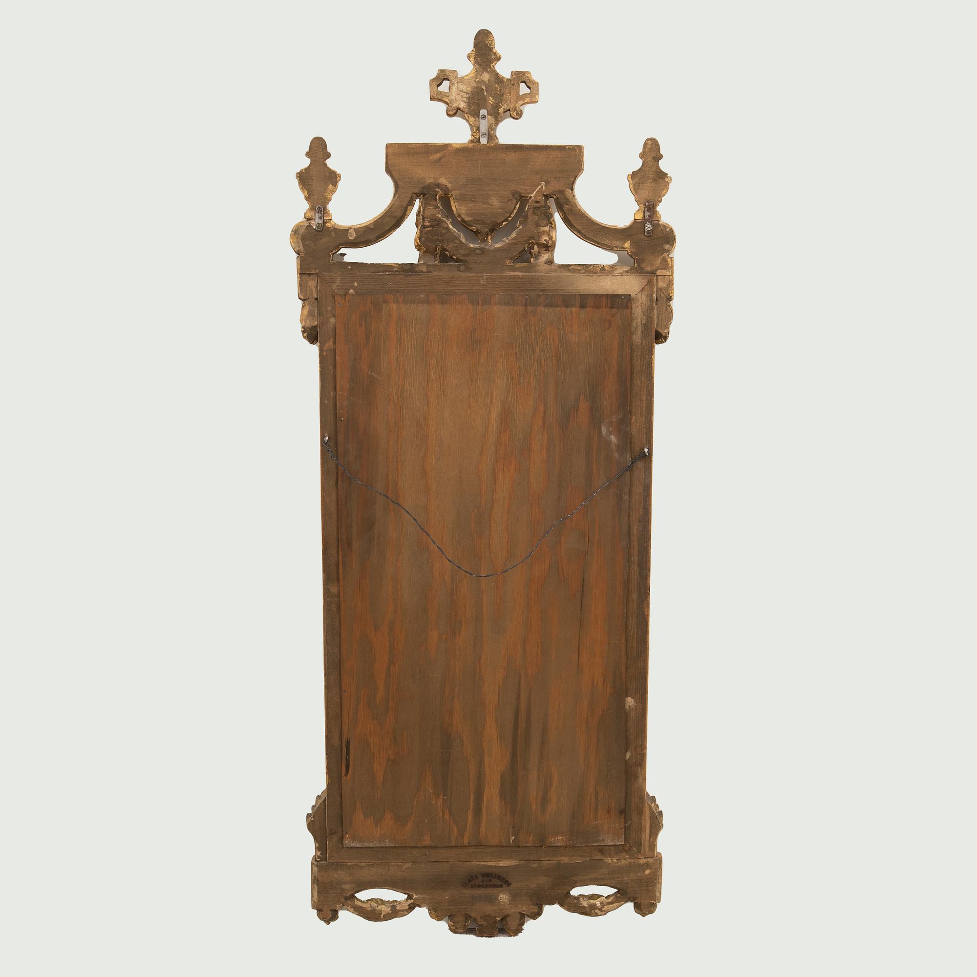Mirror in the Gustavian style, mid/second half of the 19th century.