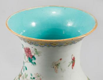 VAS, porslin, Kina, 1800-/1900-tal.